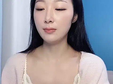 ella55-- online show from 12, 11, 2025