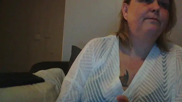 Sylviastar46 online show from 22, 2, 2026