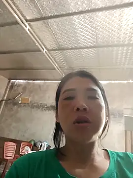 Snapshot of Nahata-suki chatting on 9, 11, 2025 Nahata-suki online show from 9, 11, 2025