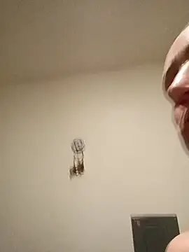 Karebearz1 online show from 12, 11, 2025