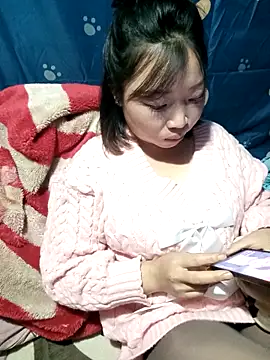 julybe online show from 21, 11, 2025