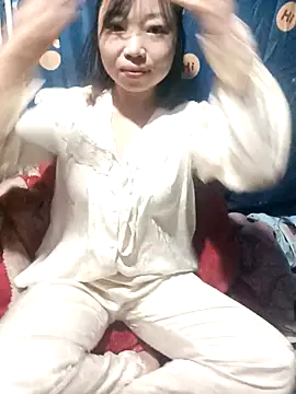 julybe online show from 23, 11, 2025