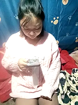 julybe online show from 29, 11, 2025