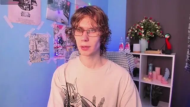 Snapshot of LeoBensyten chatting on 14, 12, 2025 LeoBensyten online show from 14, 12, 2025