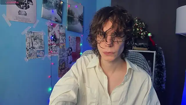 Snapshot of LeoBensyten chatting on 20, 12, 2025 LeoBensyten online show from 20, 12, 2025