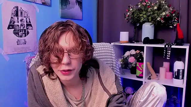 Snapshot of LeoBensyten chatting on 5, 3, 2026 LeoBensyten online show from 5, 3, 2026