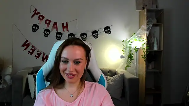 Snapshot of Adele_Rage chatting on 30, 10, 2025 Adele Rage online show from 30, 10, 2025