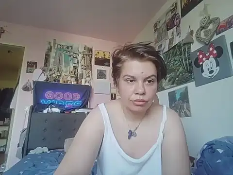 Carolineisback online show from 19, 6, 2026