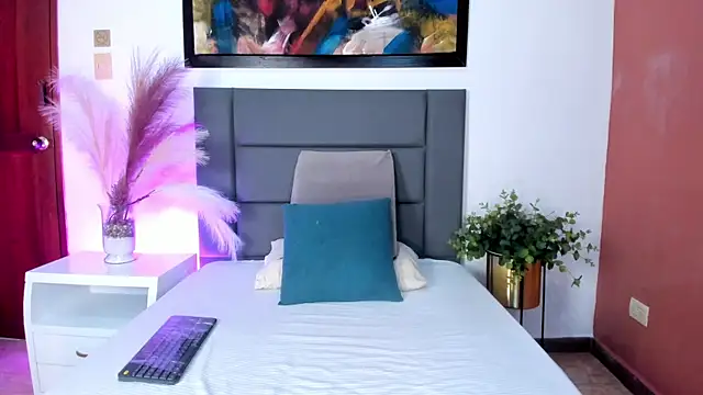 HannaaWells online show from 20, 2, 2026