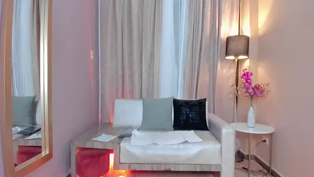 HannaaWells online show from 27, 11, 2025