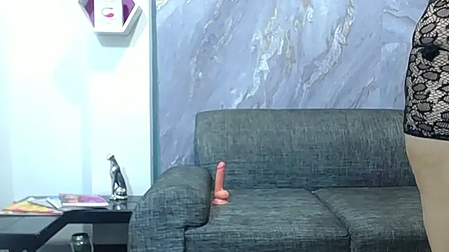 Snapshot of honeyalicee chatting on 29, 10, 2025 honeyalicee online show from 29, 10, 2025