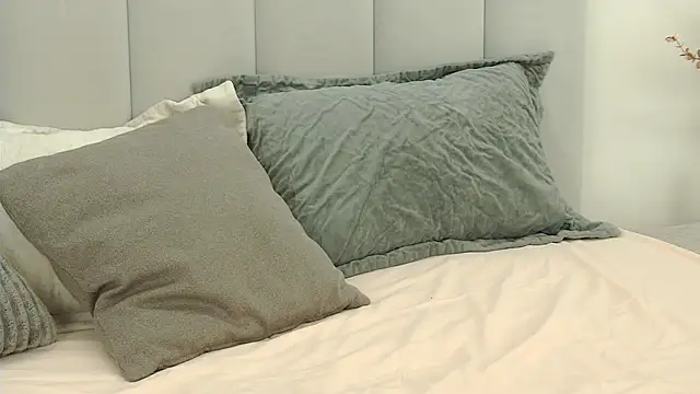 VickiBanx online show from 6, 3, 2026