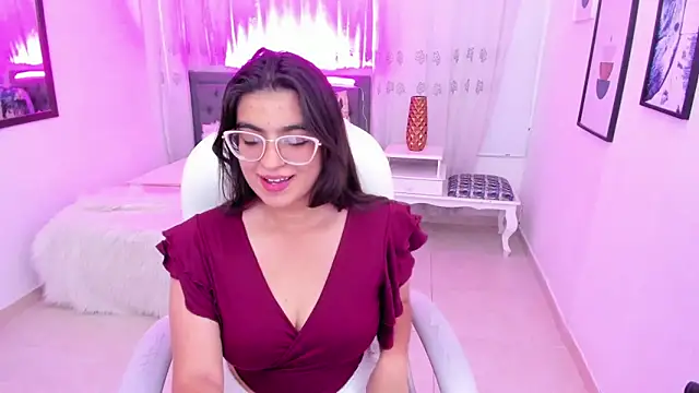 Snapshot of Luna_Jonnes1 chatting on 30, 10, 2025 Luna Jonnes1 online show from 30, 10, 2025