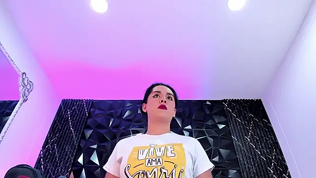 AudreyHayworth online show from 5, 4, 2026