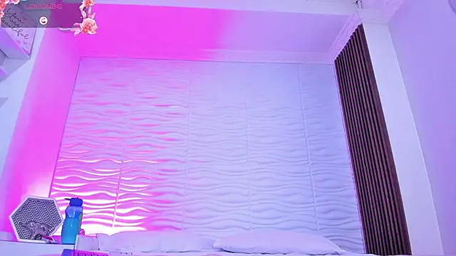 AudreyHayworth online show from 4, 12, 2025