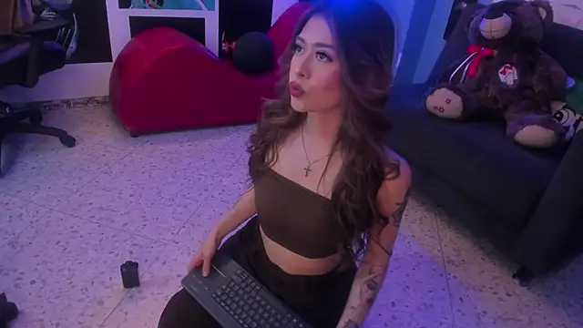 EmmilyClark online show from 3, 11, 2025