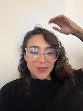 Snapshot of LahanaKimish chatting on 21, 6, 2026 LahanaKimish online show from 21, 6, 2026