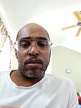 TraddyZaddy online show from 12, 5, 2026