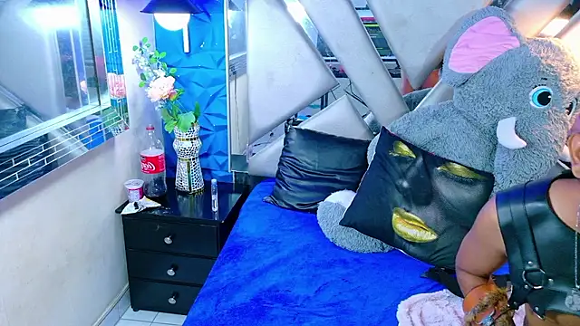 darwinandbrayann online show from 11, 1, 2026