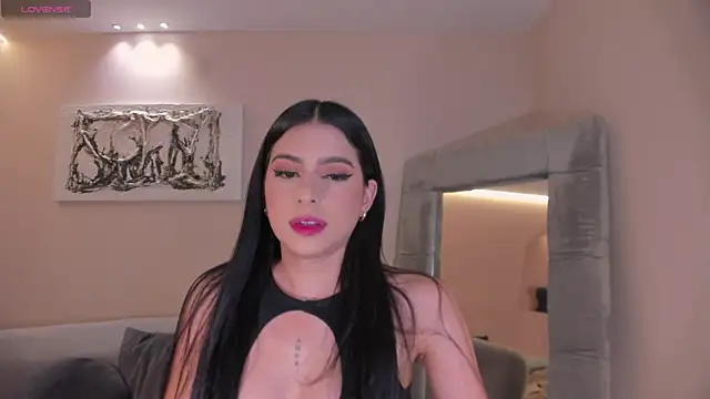 Snapshot of BellaConnorX chatting on 7, 11, 2025 BellaConnorX online show from 7, 11, 2025