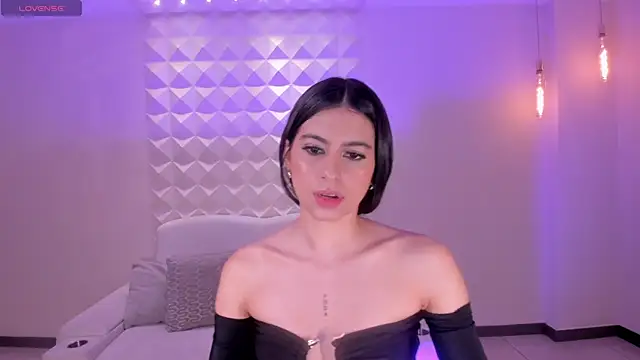 BellaConnorX online show from 12, 4, 2026