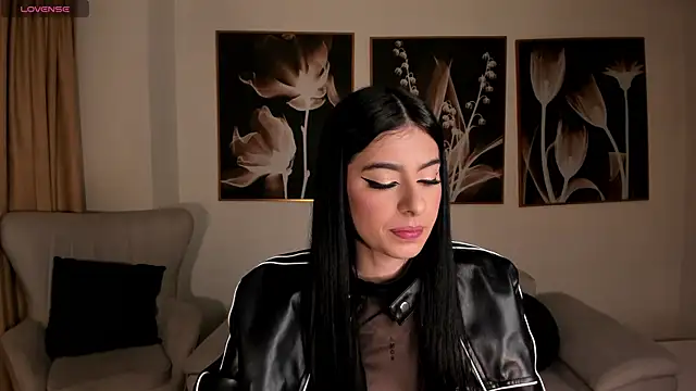 BellaConnorX online show from 15, 11, 2025