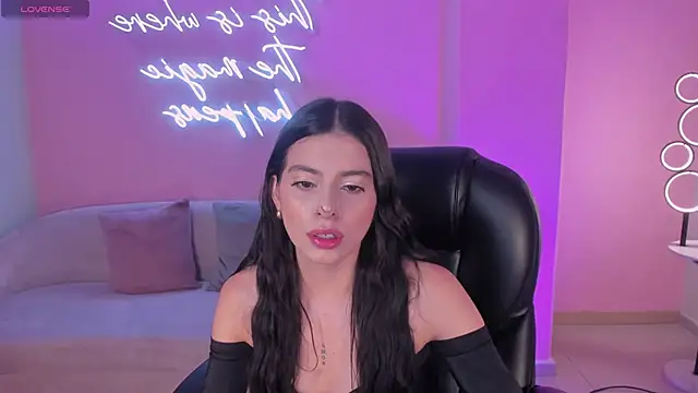 BellaConnorX online show from 18, 6, 2026