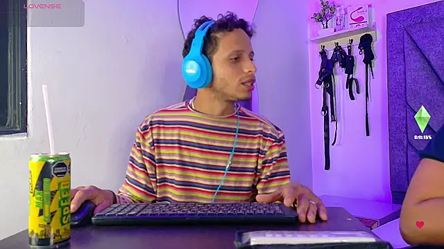 Snapshot of DamianandEva chatting on 20, 5, 2026 DamianandEva online show from 20, 5, 2026