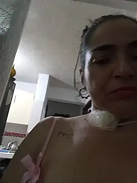 MaryRoze  online show from 11, 11, 2025