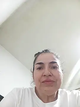Snapshot of MaryRoze_ chatting on 3, 6, 2026 MaryRoze online show from 3, 6, 2026