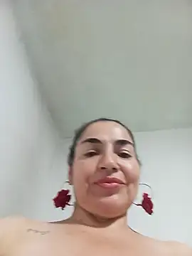 Snapshot of MaryRoze_ chatting on 21, 6, 2026 MaryRoze online show from 21, 6, 2026