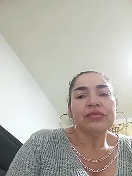 Snapshot of MaryRoze_ chatting on 24, 5, 2026 MaryRoze online show from 24, 5, 2026