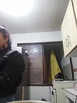 MaryRoze  online show from 17, 12, 2025