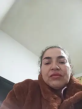 Snapshot of MaryRoze_ chatting on 6, 5, 2026 MaryRoze online show from 6, 5, 2026