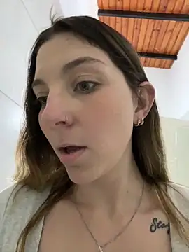 Snapshot of Camilu2025 chatting on 30, 10, 2025 Camilu2025 online show from 30, 10, 2025