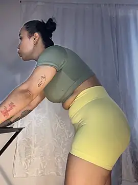 Natural BIGASS Nina online show from 31, 3, 2026