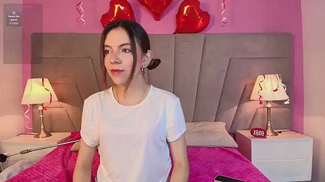 kittyblooms online show from 5, 2, 2026