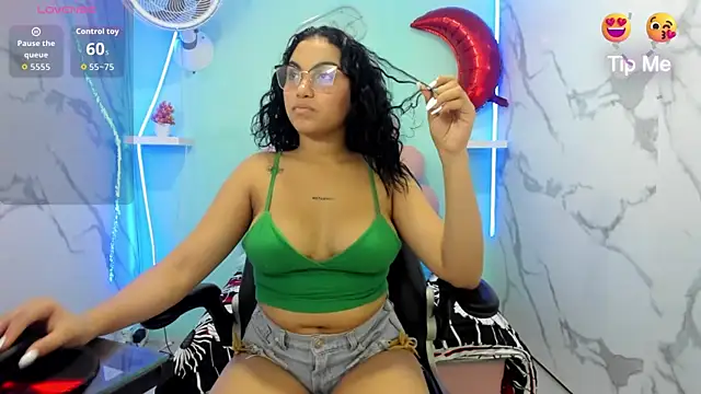 valeria martinez19 online show from 14, 4, 2026