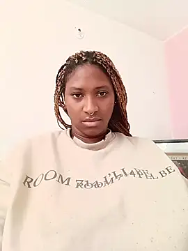 Snapshot of EvonyFoxxx chatting on 14, 6, 2026 EvonyFoxxx online show from 14, 6, 2026