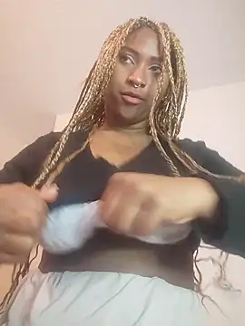 EvonyFoxxx online show from 18, 1, 2026