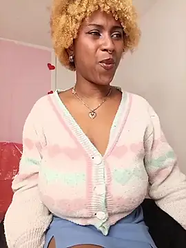 EvonyFoxxx online show from 6, 5, 2026
