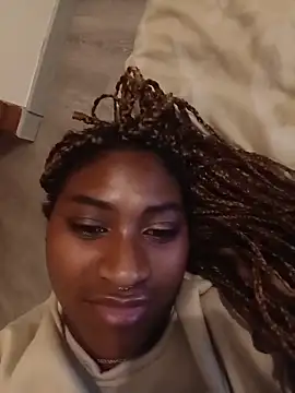 Snapshot of EvonyFoxxx chatting on 14, 6, 2026 EvonyFoxxx online show from 14, 6, 2026