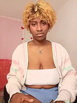 EvonyFoxxx online show from 7, 5, 2026
