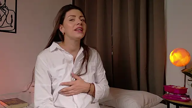 SeleneNova online show from 17, 12, 2025