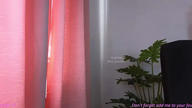 Snapshot of BabyLauritaa chatting on 27, 6, 2026 BabyLauritaa online show from 27, 6, 2026
