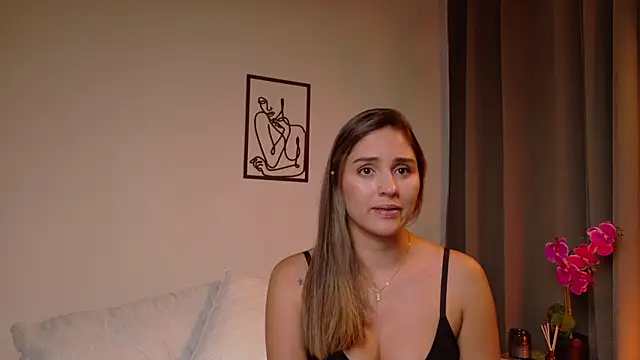 Snapshot of VictoriaNova_ chatting on 26, 5, 2026 VictoriaNova online show from 26, 5, 2026
