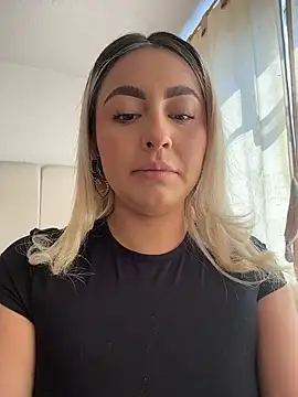 Elina Hills online show from 4, 3, 2026