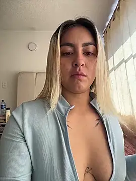 Elina Hills online show from 27, 2, 2026