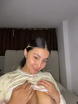 Elina Hills online show from 24, 5, 2026