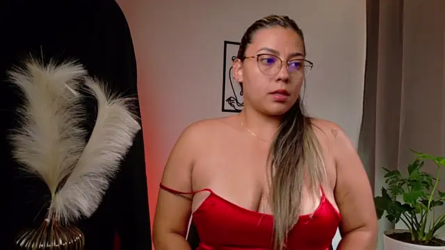 Zara Nova online show from 23, 4, 2026